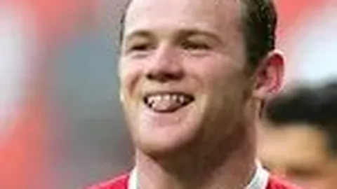 【全运足球风云际会】浙江新疆男足对决抽签仪式：奇幻塑料球启幕，竞猜抽签先后悬念揭晓！