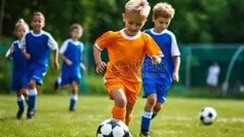 曼城14年遭热刺2球逆转创最快纪录，20分钟内0-2陷困境